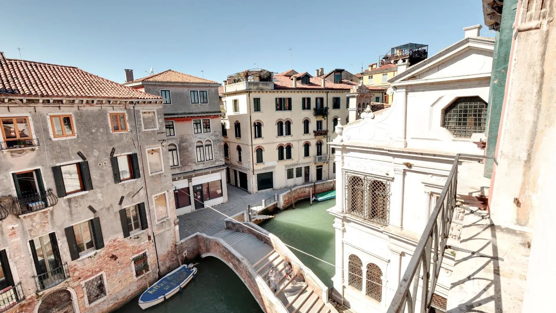 Palazzo Schiavoni Residenza D'Epoca & Suite-Apartments Venice Guest house