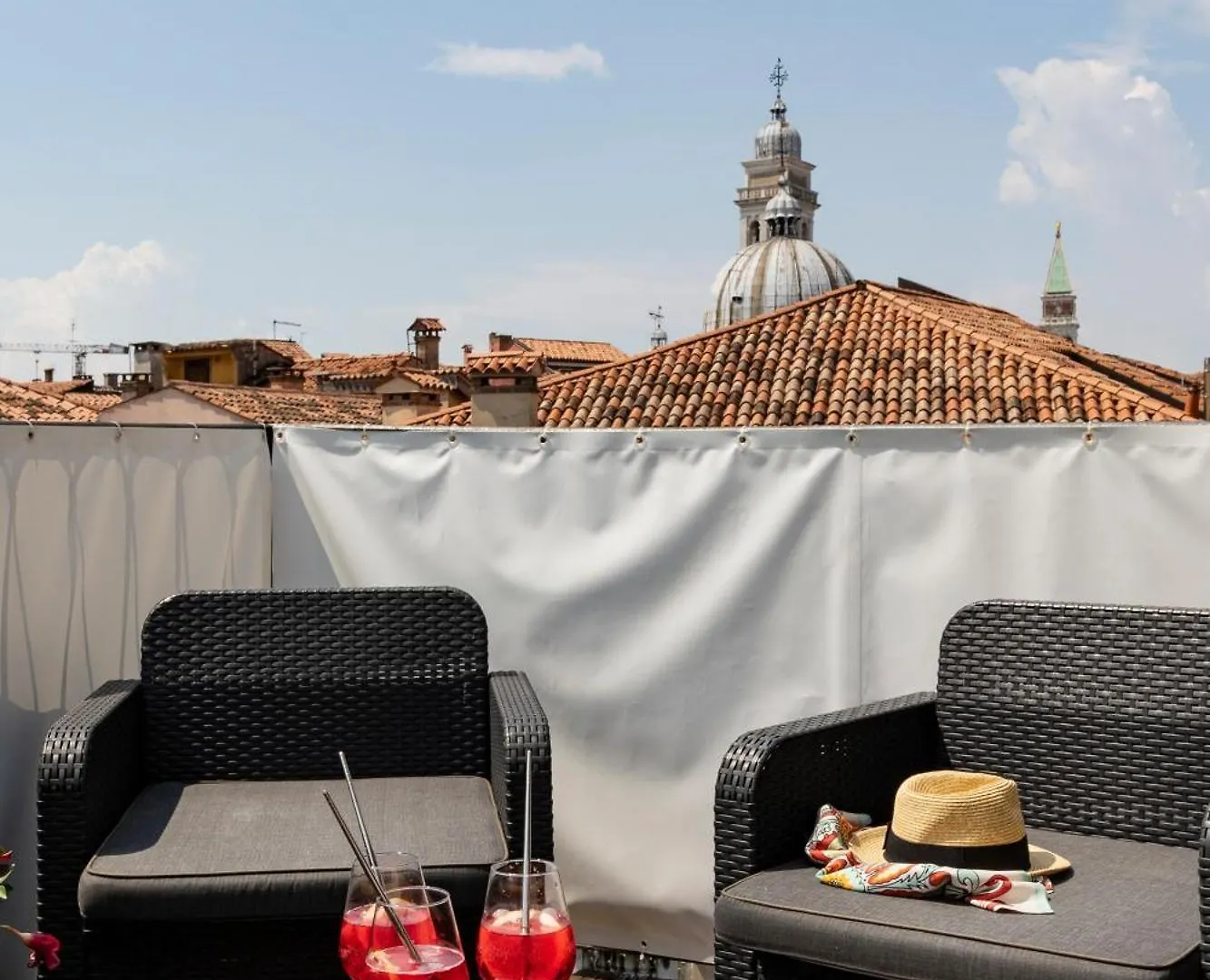 Palazzo Schiavoni Residenza D'Epoca & Suite-Apartments Venice 3*,